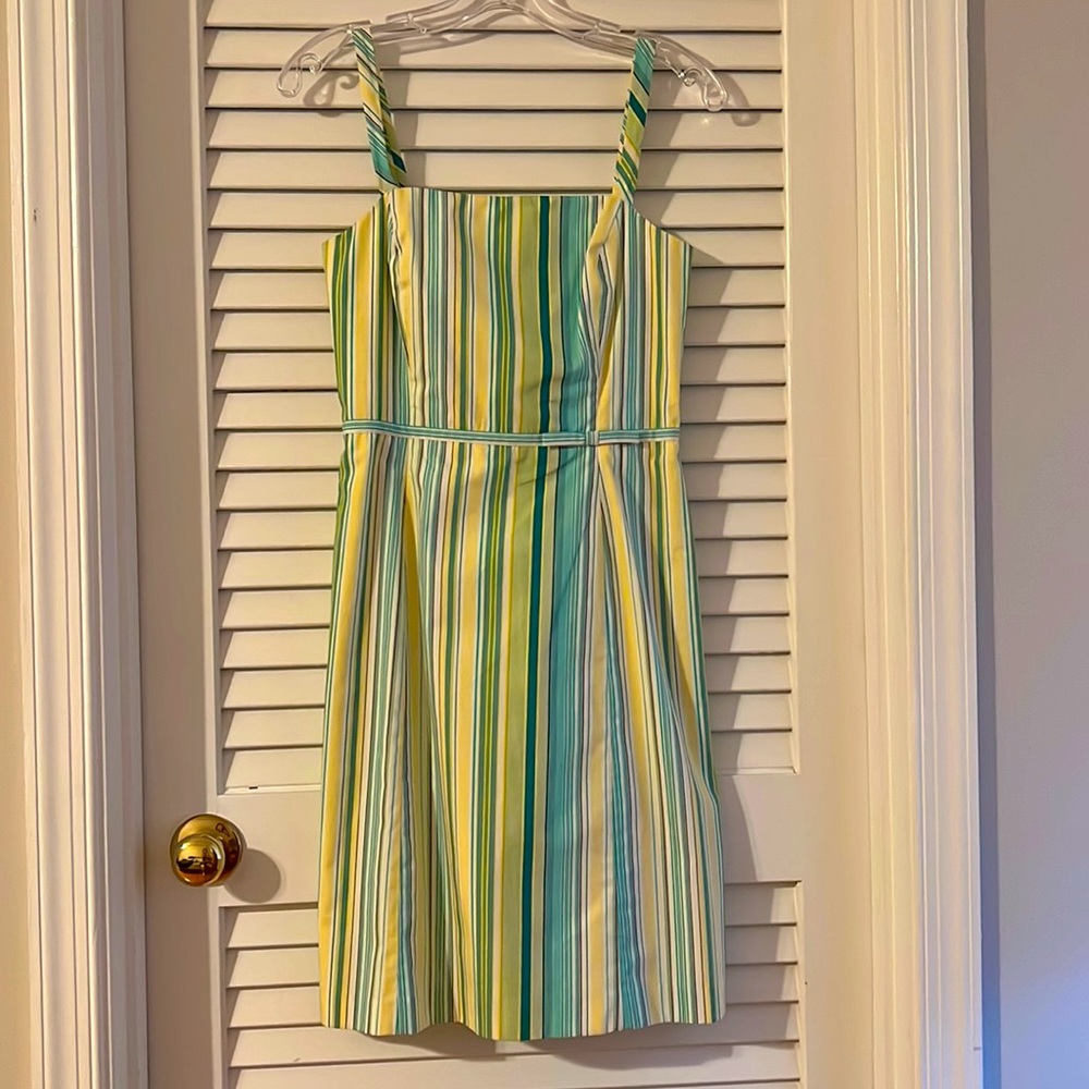 🎉Host Pick🎉 Ann Taylor Striped A-Line Dress with Straps. Fully lined. Size 4P.